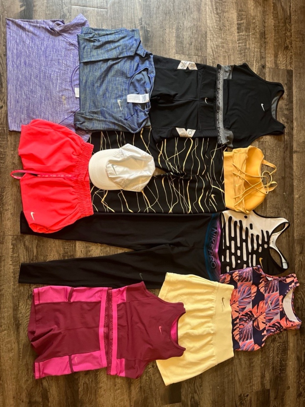 Nike Dri-FIT Mixed Activewear Lot Unisex Tops Shorts Size M Multicolor